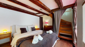 Chalet for 5 persons in Les Mayens-de-la-Zour, large outdoor space
